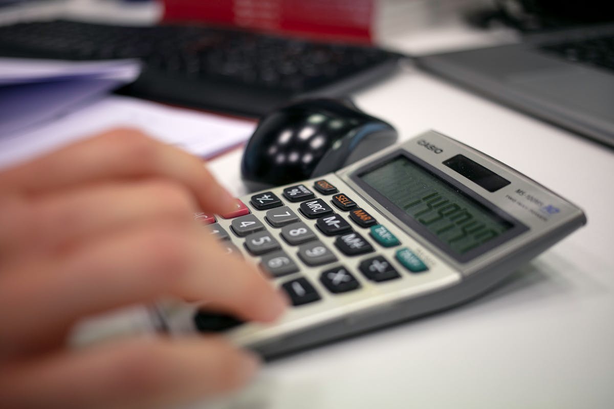 Osumnjičena da je preko elektronskog bankarstva izvukla iz firme 150.000.000 dinara