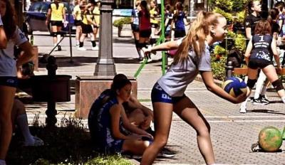 Preko 2.500 učesnika na Međunarodnom Street volley turniru u Apatinu