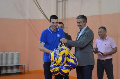Pokrajinski sekretar za sport i omladinu posetio Sombor – potpisan ugovor za opremanje fitnes centra na gradskom stadionu