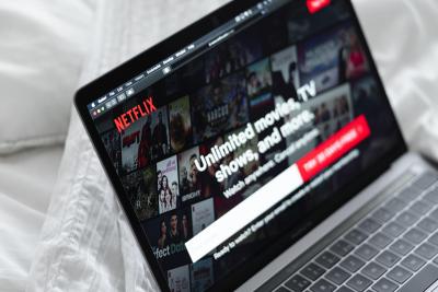 Napeti triler je ubedljivo prvi u Srbiji: Ima samo 8 epizoda, ali je svaka bolja od prethodne VIDEO